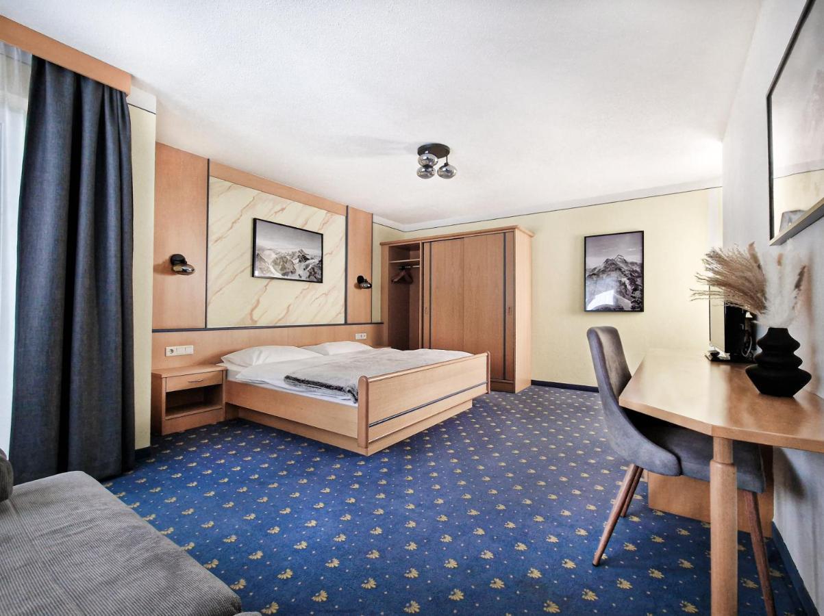 Hotel Laerchenhof เคาเนอร์ทาล ภายนอก รูปภาพ